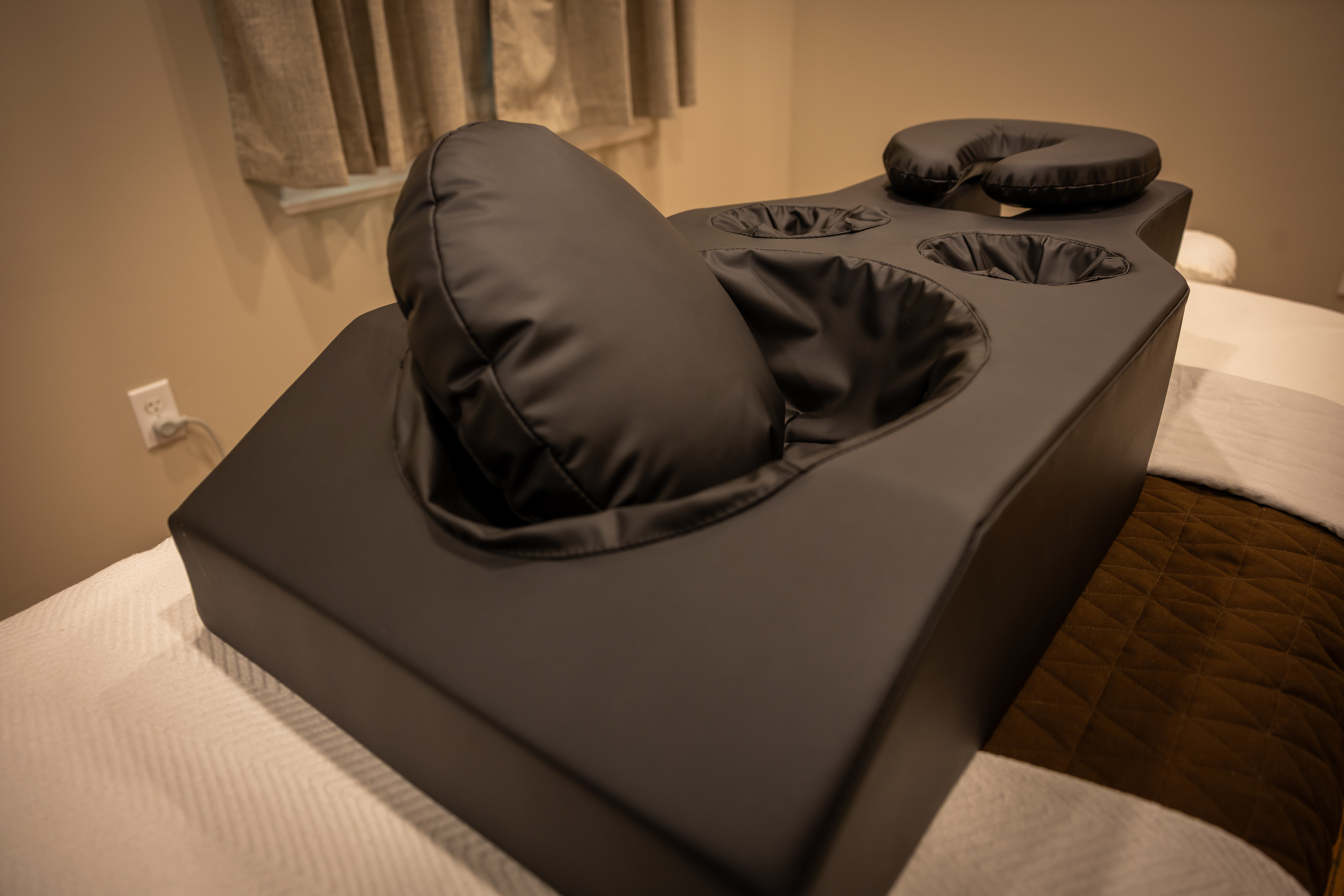 Prenatal and postpartum massage care in Stamford CT